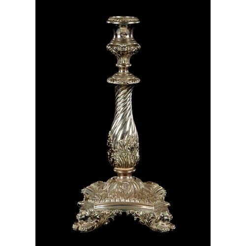 403 - A LARGE 19TH CENTURY SILVER PLATED CANDLESTICK / CENTREPIECE with elaborate leaf-carved decoration, ... 