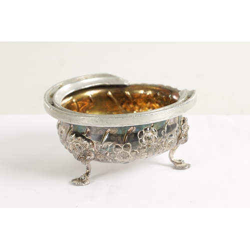 408 - A 19TH CENTURY .925 HALLMARKED SILVER SHALLOW BOWL OF HORSE RACING INTEREST a flower head embossed d... 