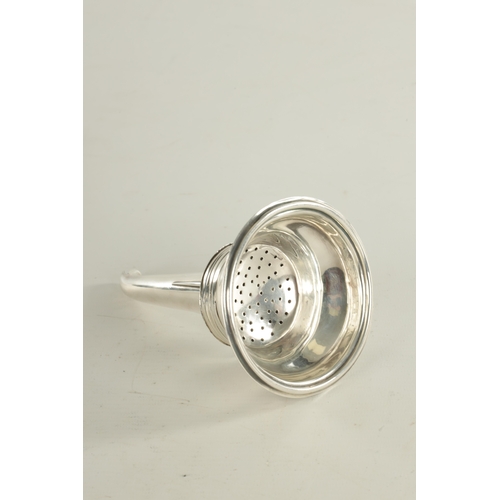 428 - AN EARLY 19TH CENTURY SCOTTISH SILVER WINE FUNNEL with dished moulded edge top, with cast shell deco... 