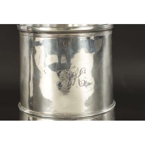 449 - A LATE 18TH CENTURY PROVINCIAL SILVER QUART TANKARD by John Langlands, Newcastle, 1774, 550grams