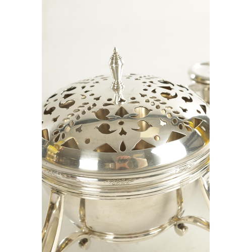 452 - AN ART NOUVEAU STYLE MAPPIN & WEBB SILVER PLATED TABLE CENTREPIECE with pierced lidded lift-out cent... 