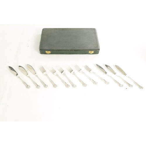 476 - AN ELIZABETH II CASED SET OF 6 SILVER QUEENS PATTERN FISH KNIVES AND FORKS. Birmingham 1959, by Elki... 