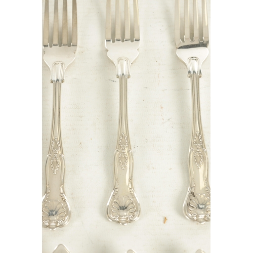 476 - AN ELIZABETH II CASED SET OF 6 SILVER QUEENS PATTERN FISH KNIVES AND FORKS. Birmingham 1959, by Elki... 