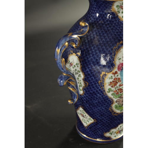 57 - A LATE 19TH CENTURY FIRST PERIOD WORCESTER TYPE TWO-HANDLED SHOULDERED VASE AND COVER - PROBABLY SAM... 