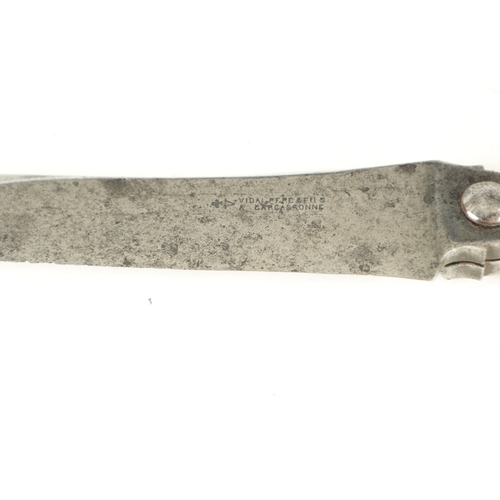 530 - A MID 19TH CENTURY FRENCH DISSECTION SCISSOR KNIFE with two steel shear blades and a sprung carved d... 