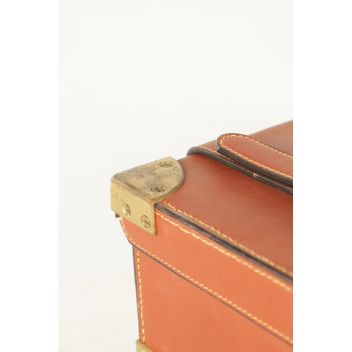 646 - A JOHN RIGBY & CO. PALL MALL LONDON LEATHER AND OAK CARTRIDGE CASE, having brass mounted corners and... 