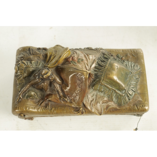 740 - A LATE 19TH / EARLY 20TH CENTURY AUSTRIAN COLD-PAINTED EROTIC BRONZE CASKET IN THE MANOR OF FRANZ BE... 