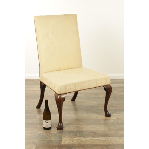 1282 - A GEORGE I WALNUT UPHOLSTERED SIDE CHAIR with sqaure back and a raised on shaped cabriole legs (66cm... 