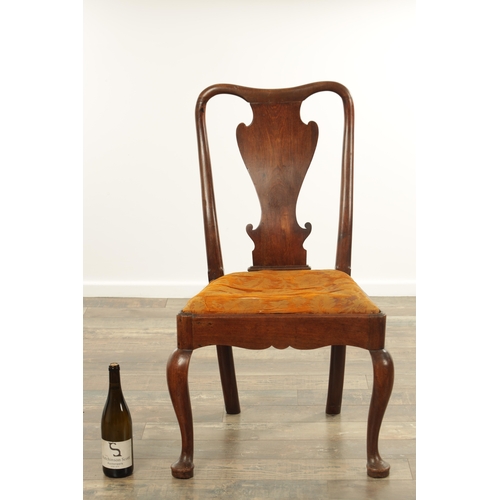 1329 - AN EARLY 18TH CENTURY WALNUT SIDE CHAIR with drop-in seat, shaped back and cabriole legs (59cm wide ... 