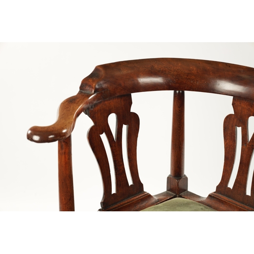 1373 - A MID 18TH CENTURY WALNUT CORNER COMMODE CHAIR OF FINE COLOUR AND PATINA the raised bowed back with ... 