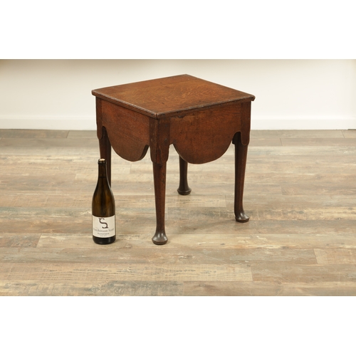 1379 - AN 18TH CENTURY OAK CLOSE STOOL with a hinged top above tapering turned legs with pad feet (42cm squ... 