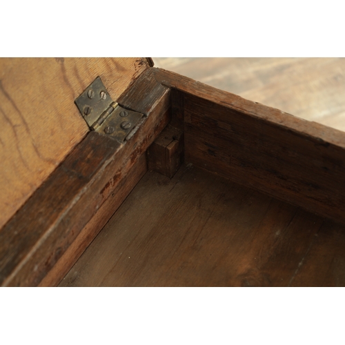 1379 - AN 18TH CENTURY OAK CLOSE STOOL with a hinged top above tapering turned legs with pad feet (42cm squ... 