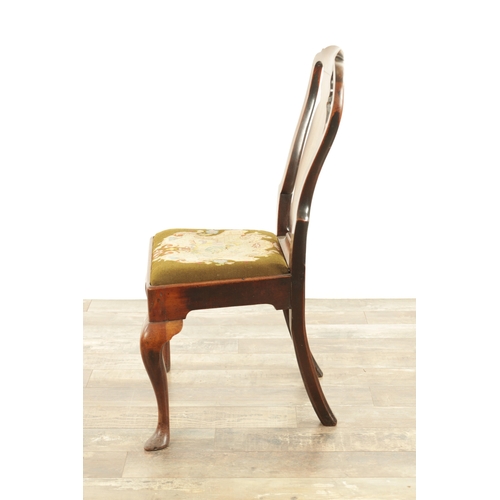 1381 - A GOOD GEORGE II WALNUT SIDE CHAIR with a shaped back having vase shaped back splat, drop-in tapestr... 