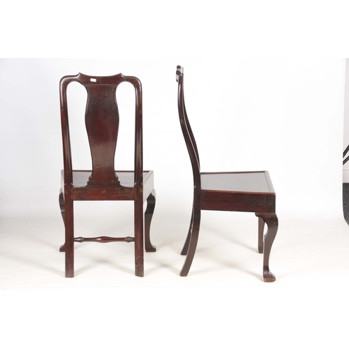 1392 - A GOOD PAIR OF EARLY 18TH CENTURY WALNUT SIDE CHAIRS of superb colour and patina, having shaped back... 