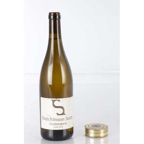 105 - AN EARLY 19TH CENTURY FRENCH SILVER GILT CIRCULAR SNUFF BOX with engraved floral decoration - hallma... 