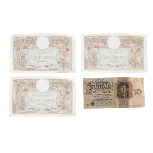 A COLLECTION OF EUROPEAN EARLY 20TH CENTURY BANK NOTES comprising three ...