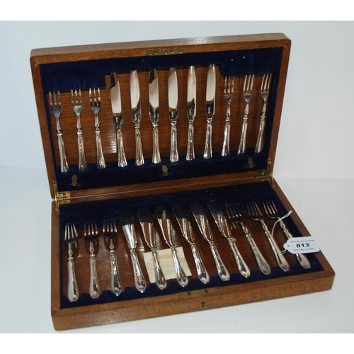 813 - A cased twenty four piece silver plated fish cutlery set