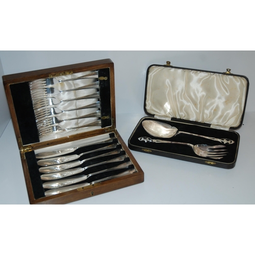 820 - A tray lot of cased EP cutlery sets