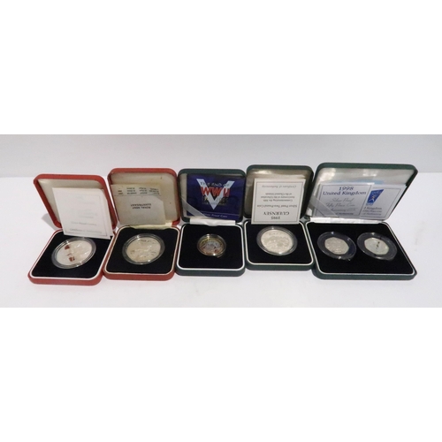 840 - A lot comprising a Falkland Island silver proof £25 coin (150 grams) & thirty nine (approx.) various... 