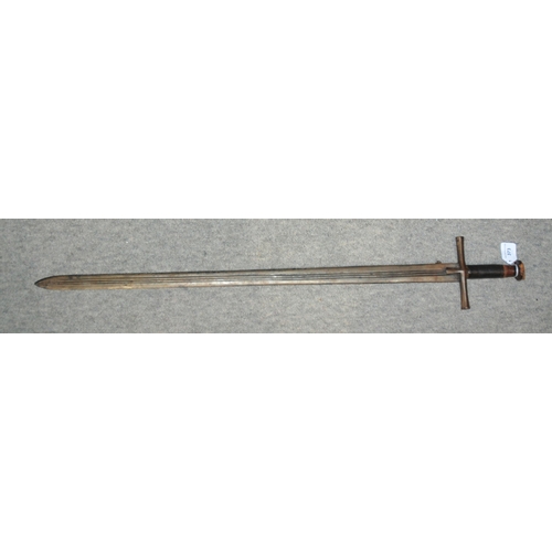 373 - A north African sword, blade 86cm