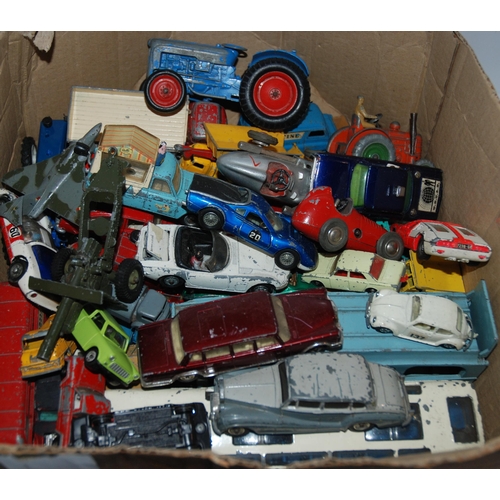 391 - A collection of various Dinky, Corgi and other models