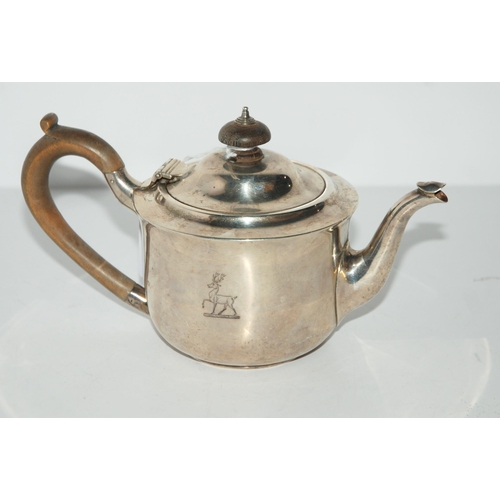 727 - A silver teapot, London 1909, 11cm high, 327 grams