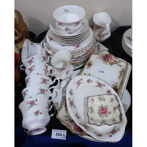 204 - A Richmond Rose Lime pattern part tea service, Royal Albert Beatrice pattern plates, similarly decor... 