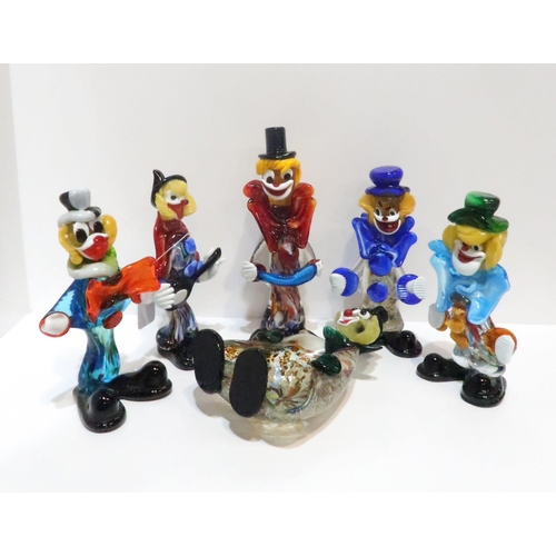 240 - Five colourful Murano glass clowns and a dish (6)