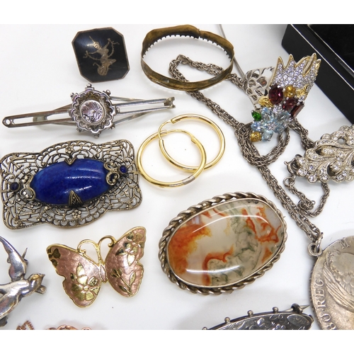 654 - A silver Maria Theresia 1780 coin, a silver mandolin brooch, and a collection of silver and costume ... 