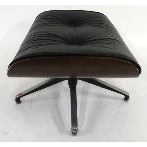 104 - A 20TH CENTURY REVOLVING LOUNGE CHAIR AND FOOTSTOOL IN THE STYLE OF CHARLES AND RAY EAMES FOR HERMAN... 