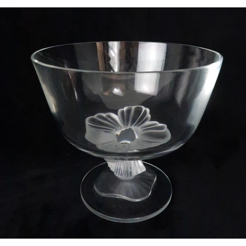 380 - A LALIQUE CLEAR GLASS BOWLon frosted footed stand, 22.5cm high... 