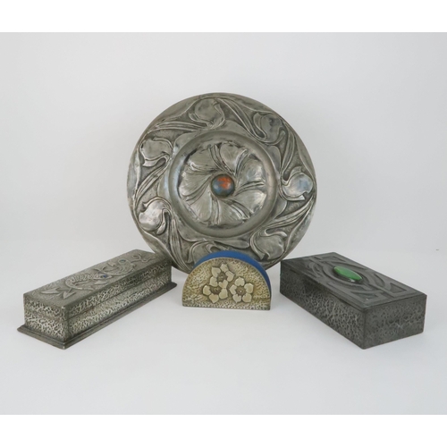 425 - A COLLECTION OF SCOTTISH SCHOOL ARTS AND CRAFTS PEWTER WAREcomprising a foliate charger with central... 