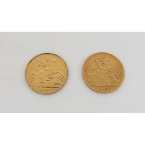 625 - TWO GOLD HALF SOVEREIGNS 1907 & 1913