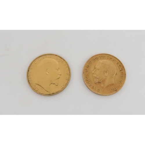 625 - TWO GOLD HALF SOVEREIGNS 1907 & 1913