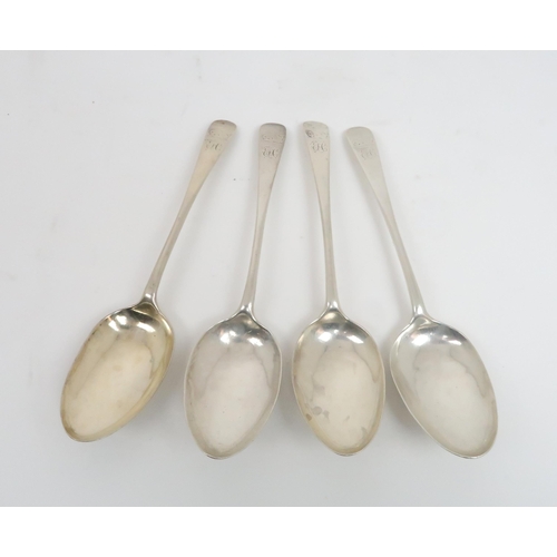 913 - A MIXED LOT OF SILVER CUTLERY comprising fifteen dessert spoons, two dessert forks & two teaspoo... 