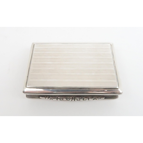 914 - A VICTORIAN SILVER SNUFF BOX by David Pettifer, Birmingham 1854, of rectangular form with reeded sid... 