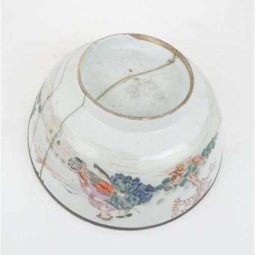 213 - A CHINESE EXPORT EUROPEAN SUBJECT PUNCH BOWLthe interior painted with fish and fronds,the exterior w... 