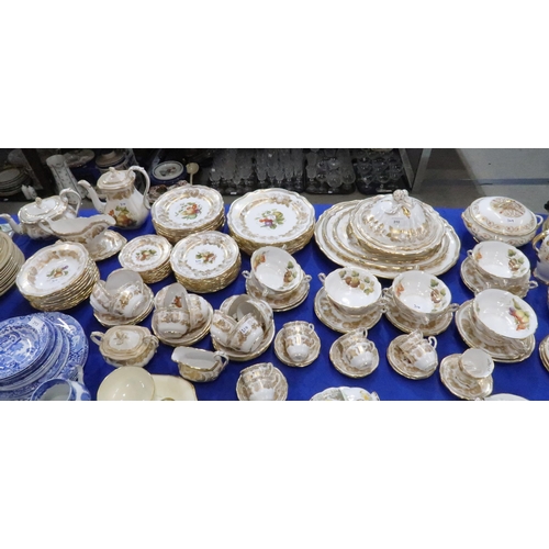 310 - A Spode Golden Valley pattern dinner service, comprising three graduated oval platters, tureen and c... 