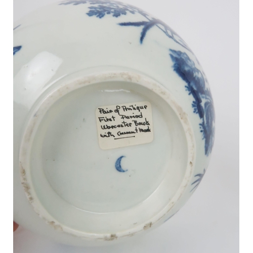 184 - AN EARLY WORCESTER BLUE AND WHITE TEAPOT painted with flowers and foliage and butterflies, cres... 