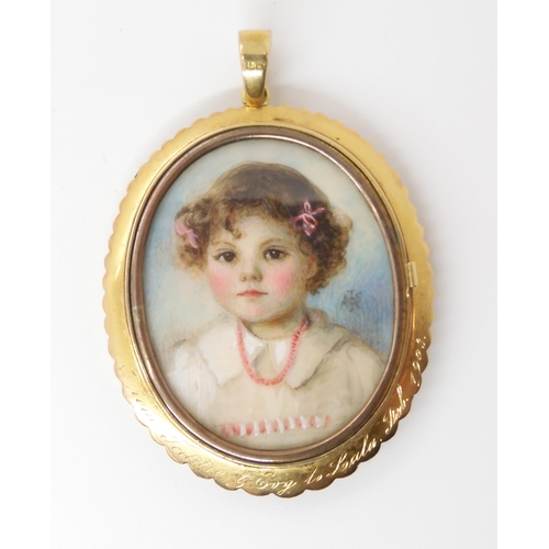 762 - A DOUBLE SIDED PORTRAIT MINIATURE LOCKETstamped 15ct to the bail, the portrait of a lady surrounded ... 