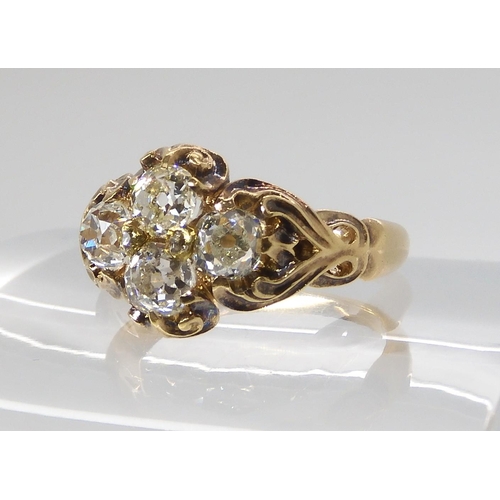 800 - AN ART NOUVEAU DIAMOND RINGthe yellow metal mount with chased foliate design is set with estimated a... 