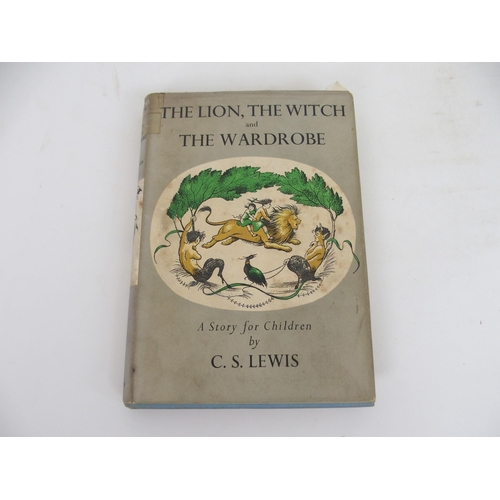 633 - C.S. LEWIS THE CHRONICLES OF NARNIAcomprising The Lion, the Witch and the Wardrobe, 1954, ... 