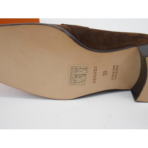 668 - A PAIR OF HERMES LADIES BROWN SUEDE LOAFERSsize 39, unused, in original box