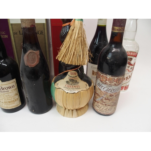 704 - FREISA SECCO 1968 BY BERTOLINO & FIGLIO72cl, Gr. 12,5 and a collection of other alcohol includin... 