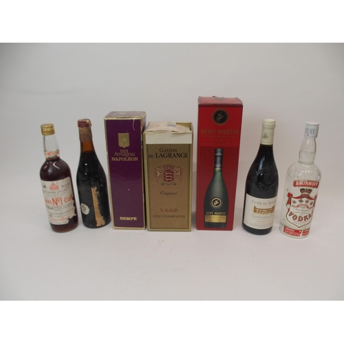 704 - FREISA SECCO 1968 BY BERTOLINO & FIGLIO72cl, Gr. 12,5 and a collection of other alcohol includin... 