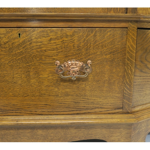 68 - AN EARLY 20TH CENTURY OAK SHAPLAND & PETTER BARSTABLE ARTS & CRAFTS WARDROBEwith moulded cor... 