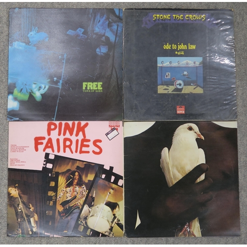 559 - A box of prog rock, pop and rock vinyl LP records with The Pink Fairies, Led Zeppelin, The Who, Pink... 