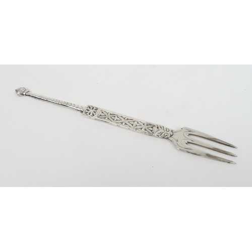 358 - A ALEXANDER RITCHIE SILVER PICKLE FORK