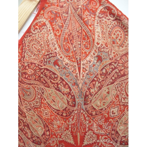 482 - A VICTORIAN RED PAISLEY SHAWL