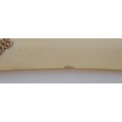 493 - A VICTORIAN CARVED IVORY PAGE TURNER